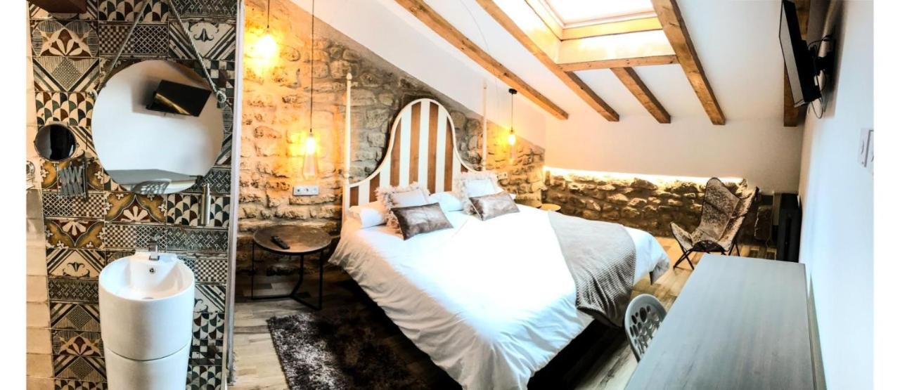 Penzion La Casona De Alutiz & Bodega Samaniego Exteriér fotografie